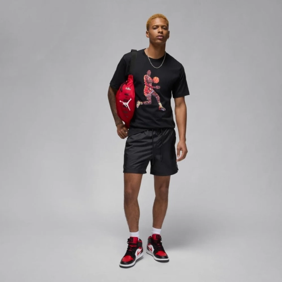 Мужская футболка с длинным рукавом NIKE M Jordan FLT ESS GFX SS CREW FN6000-010 фото 3 — интернет-магазин Tapok