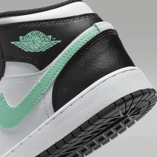 Кросівки Nike AIR JORDAN 1 MID (GS) DQ8423-103 фото 8 — інтернет-магазин Tapok
