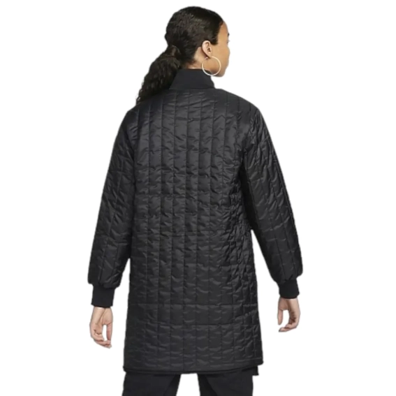 Куртка NIKE TECH PACK DQ7745-010 фото 2 — интернет-магазин Tapok