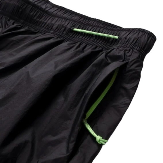 Брюки Nike Acg Cinder Cone Windshell Pants Black DB1134-011 фото 6 — интернет-магазин Tapok