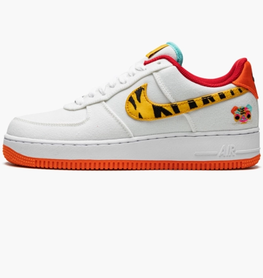 Nike Air Force 1 07 LX DR0148-171 фото 1 — интернет-магазин Tapok