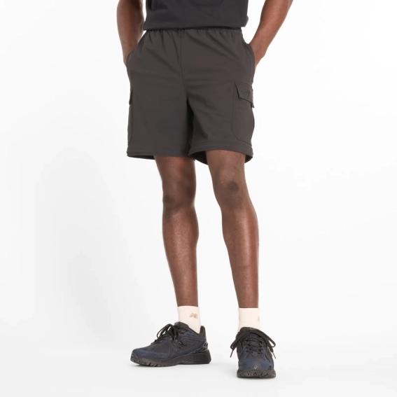 Брюки спортивные New Balance OUTDOOR RIPSTOP MP43530BK фото 4 — интернет-магазин Tapok