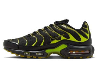 Кроссовки NIKE AIR MAX PLUS BLACK DM0032-010