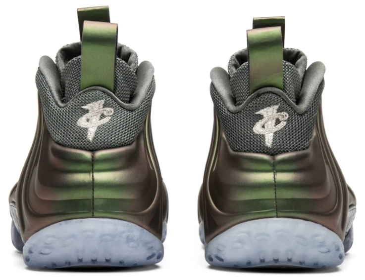 Кросівки NIKE W AIR FOAMPOSITE ONE AA3963-001 фото 4 — інтернет-магазин Tapok