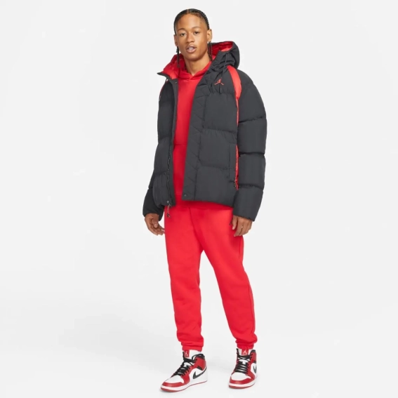 Мужская куртка NIKE MJ ESS PUFFER JKT DA9806-010 фото 3 — интернет-магазин Tapok