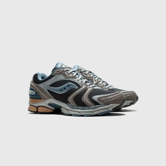 Кроссовки Saucony PROGRID TRIUMPH 4 WINTER TECH S70836-2 фото 2 — интернет-магазин Tapok