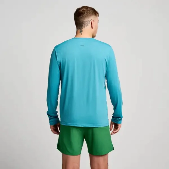 Футболка длинная. рукав Saucony STOPWATCH LONG SLEEVE SAM800379-BYH фото 2 — интернет-магазин Tapok