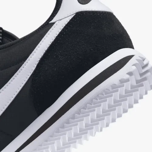Кросівки Nike CORTEZ DZ2795-001 фото 8 — інтернет-магазин Tapok