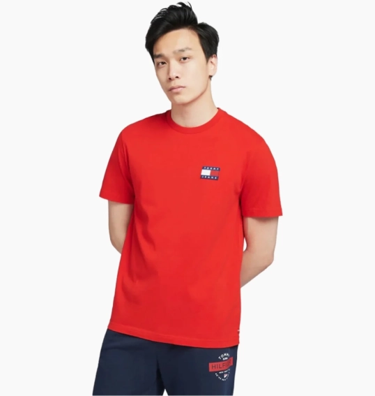 Футболка Tommy Jeans Badge Logo T-Shirt In Red 78F0203 615 фото 1 — інтернет-магазин Tapok