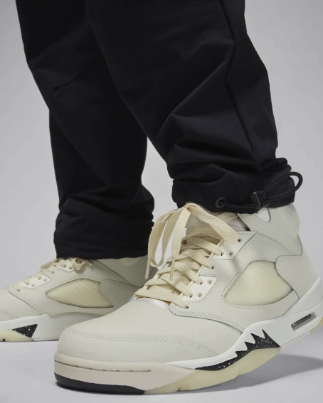 Брюки Air Jordan Essentials Woven Pants Black HQ1891-010 фото 4 — интернет-магазин Tapok