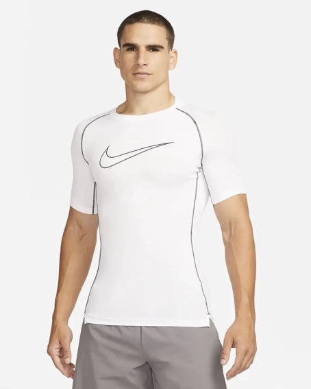 Термобелье Nike Pro Dri-FIT Tight-Fit Short-Sleeve Top DD1992-100 DD1992-100 фото 1 — интернет-магазин Tapok