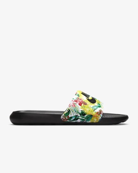 Шльопанці Nike Victori Print (Name Not Legal) CN9676-004 фото 3 — інтернет-магазин Tapok