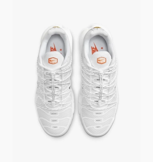 Кроссовки Nike AIR MAX PLUS UTILITY FJ4232-100 фото 3 — интернет-магазин Tapok