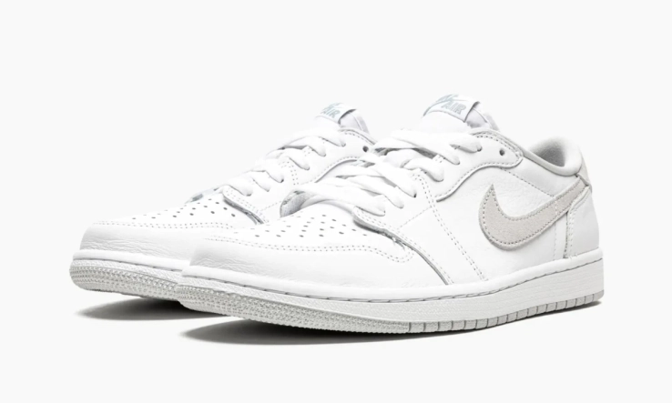 Кросівки Air Jordan 1 Low OG Neutral Grey 2021 (W) CZ0775-100 фото 2 — інтернет-магазин Tapok