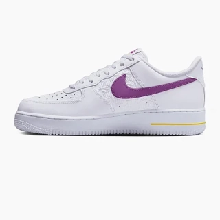 Кроссовки Nike Air Force 1&#39;07 Bold Berry FJ4209-100