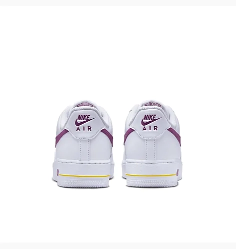 Кросівки Nike Air Force 1 '07 Bold Berry FJ4209-100 фото 2 — інтернет-магазин Tapok