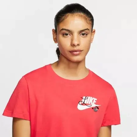 Футболка Nike Novel-Tee 3 CK4401-631 фото 2 — интернет-магазин Tapok