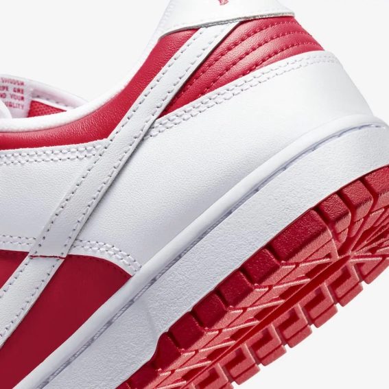 Кросівки Nike Dunk Low Championship Red (2021) (GS) CW1590-600 фото 7 — інтернет-магазин Tapok
