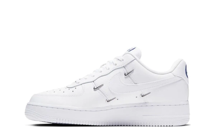 Кроссовки женские Nike Air Force 1&#39;07 Lx (CT1990-100) фото 1 — интернет-магазин Tapok