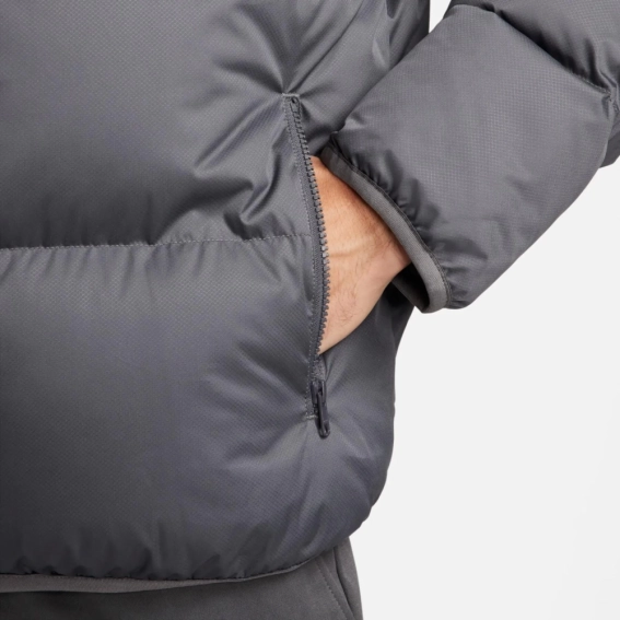 Куртка чоловіча Nike Down Jacket Club (FB7368-068) фото 5 — інтернет-магазин Tapok
