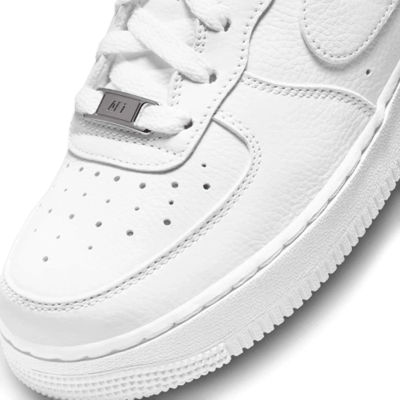 Кроссовки NIKE AIR FORCE 1 (GS) FV9918-100 фото 6 — интернет-магазин Tapok
