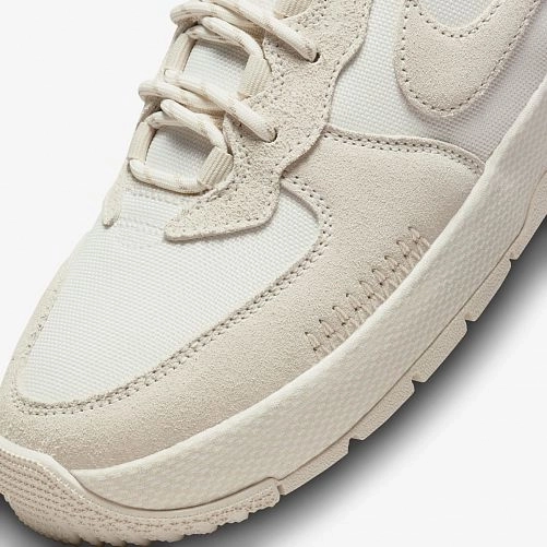 Жіночі кросівки NIKE W AIR FORCE 1 WILD FB2348-002 фото 5 — інтернет-магазин Tapok