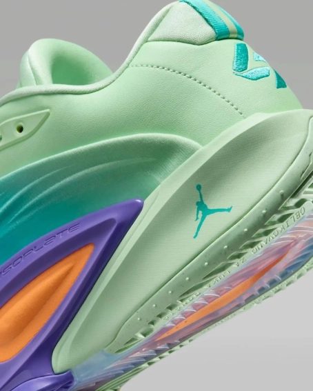 Кроссовки Nike Air Jordan Luka 3 HQ4255-300 фото 7 — интернет-магазин Tapok