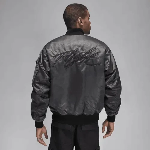 Куртка чоловіча Air Jordan Essentials Renegade Jacket Grey FN6543-010 фото 2 — інтернет-магазин Tapok