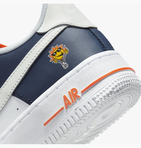 Кросівки дитячі Nike Air Force 1 Low Lv8 White/Blue FN7239-410 40 FN7239-410 фото 8 — інтернет-магазин Tapok