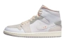 Кроссовки JORDAN 1 MID DM9652-100 Фото 1