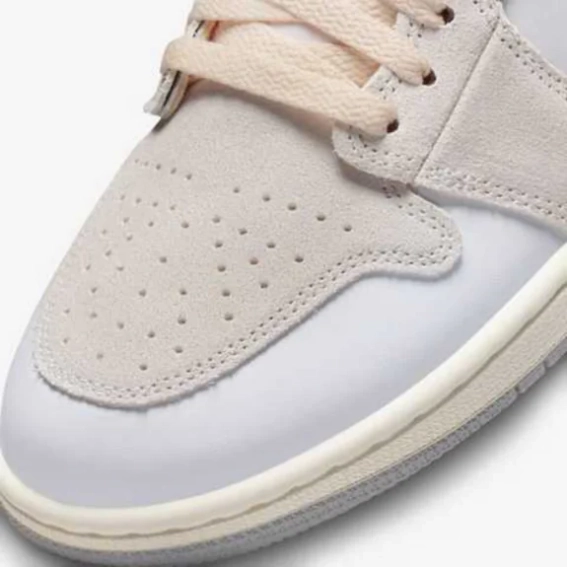 Кроссовки JORDAN 1 MID DM9652-100 фото 11 — интернет-магазин Tapok