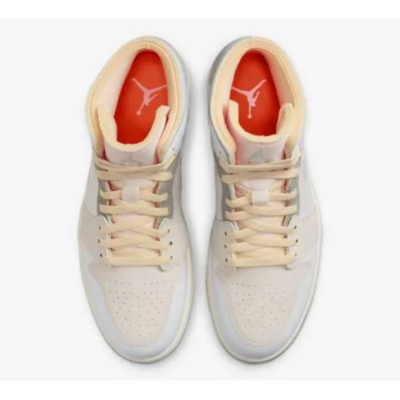 Кроссовки JORDAN 1 MID DM9652-100 фото 13 — интернет-магазин Tapok