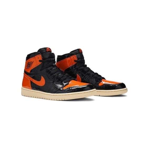 Кросівки JORDAN 1 RETRO SHATTERED 555088-028 фото 10 — інтернет-магазин Tapok