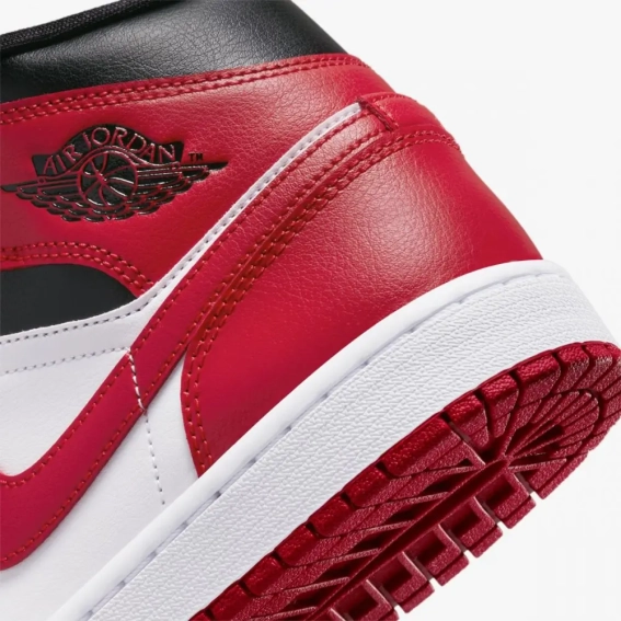 Кроссовки JORDAN WMNS 1 MID ALTERNATE BRED TOE BQ6472-079 фото 14 — интернет-магазин Tapok