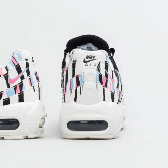 Кросівки NIKE AIR MAX 95 CTRY CW2359-100 фото 8 — інтернет-магазин Tapok
