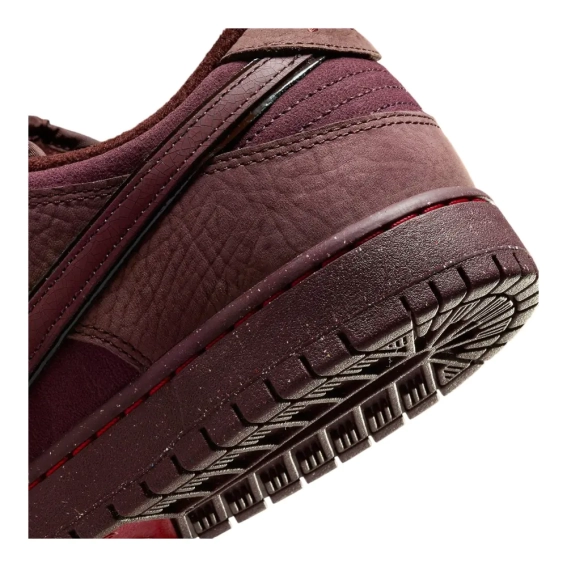 Кроссовки NIKE SB DUNK LOW FN0619-600 фото 10 — интернет-магазин Tapok