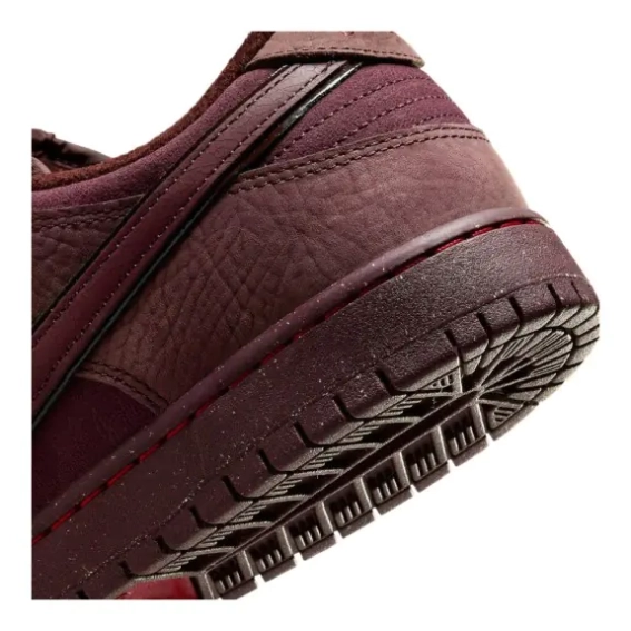 Кроссовки NIKE SB DUNK LOW FN0619-600 фото 11 — интернет-магазин Tapok