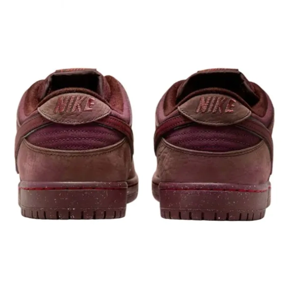 Кроссовки NIKE SB DUNK LOW FN0619-600 фото 15 — интернет-магазин Tapok