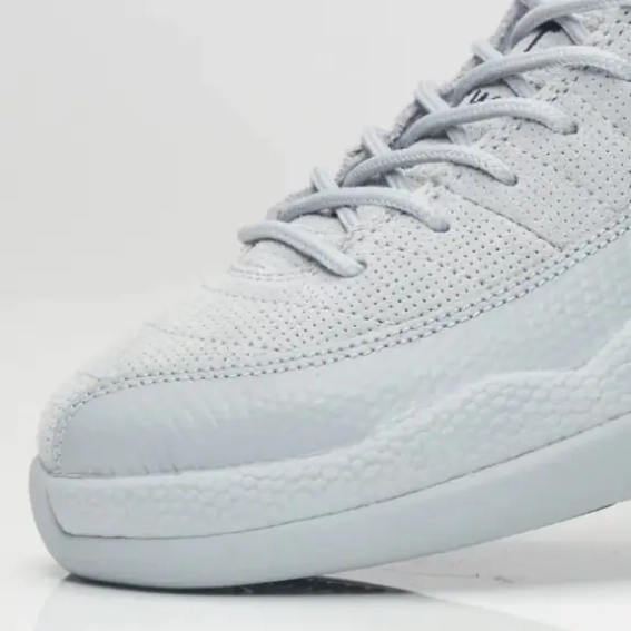 Кросівки W JORDAN 12 RETRO WOLF GREY 308305-002 фото 4 — інтернет-магазин Tapok