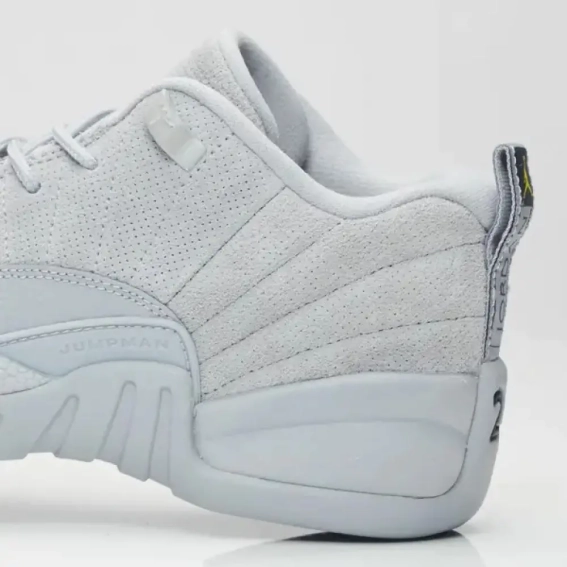 Кросівки W JORDAN 12 RETRO WOLF GREY 308305-002 фото 10 — інтернет-магазин Tapok