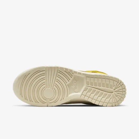 Кросівки W NIKE DUNK BANANA DR5487-100 фото 9 — інтернет-магазин Tapok