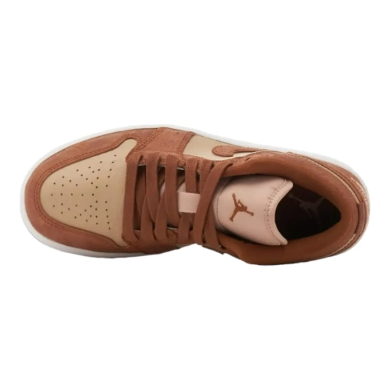 Кроссовки WMNS AIR JORDAN 1 LOW SE FJ3453-200 фото 9 — интернет-магазин Tapok