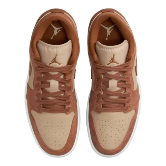 Кроссовки WMNS AIR JORDAN 1 LOW SE FJ3453-200 фото 13 — интернет-магазин Tapok