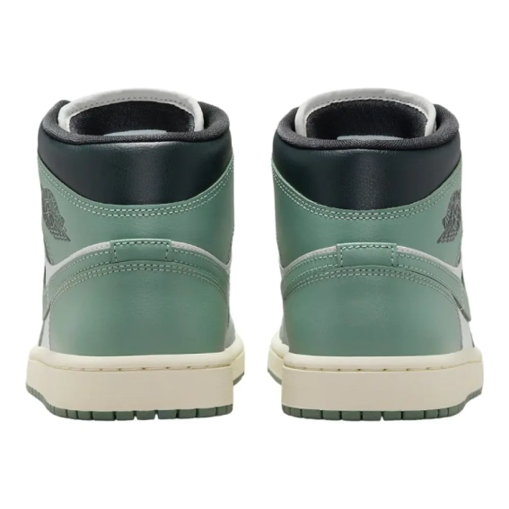 Кросівки WMNS AIR JORDAN 1 MID BQ6472-130 фото 10 — інтернет-магазин Tapok