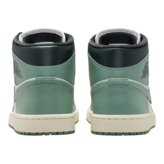Кросівки WMNS AIR JORDAN 1 MID BQ6472-130 фото 11 — інтернет-магазин Tapok