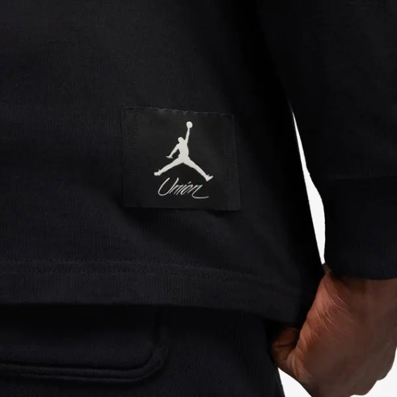 Лонгслив Jordan x Union MJ L/S Tee Black/Coconut Milk DV7341-010 фото 4 — интернет-магазин Tapok