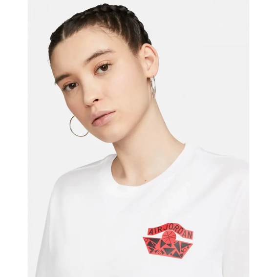 Футболка JORDAN WMNS NINA CHANEL ABNEY DO9805-100 фото 4 — інтернет-магазин Tapok