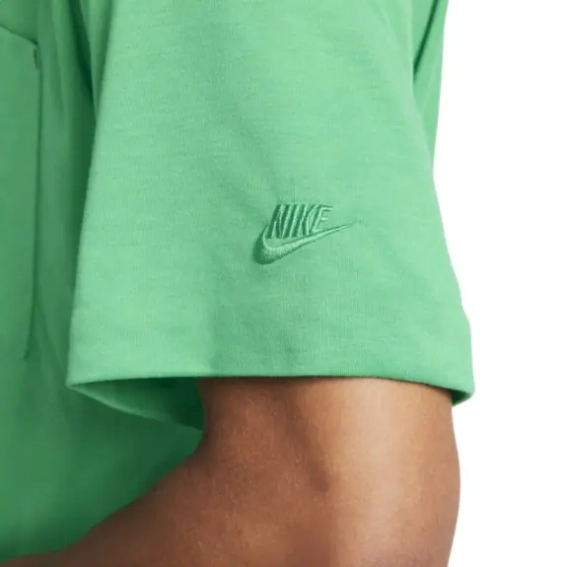 Футболка NIKE TECH PACK FB7392-324 фото 9 — інтернет-магазин Tapok