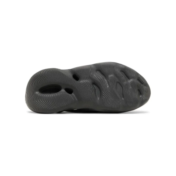 Шльопанці ADIDAS YEEZY FOAM RUNNER CARBON IG5349 фото 4 — інтернет-магазин Tapok