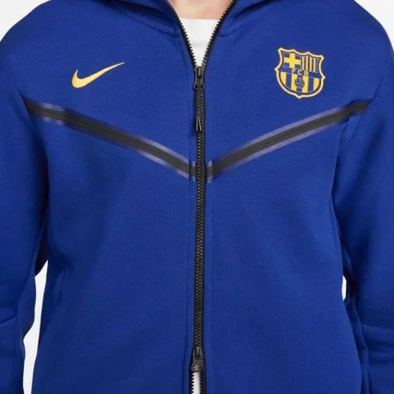 Кофта Nike Sportswear Tech Fleece Full-Zip Windrunner Hoodie FZ3957-455 фото 4 — интернет-магазин Tapok